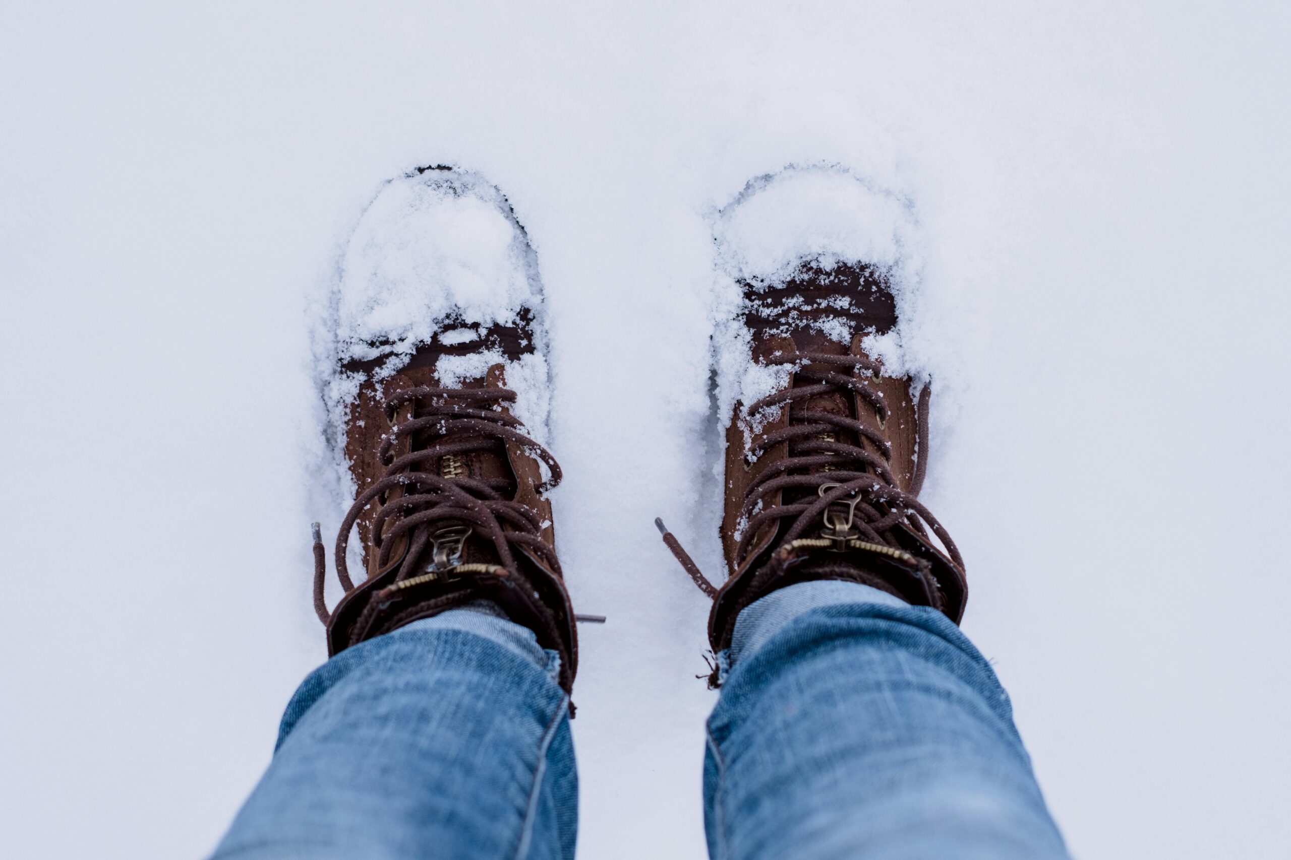 5 Best Insulated Women’s Winter Boots for Extreme Midwest Cold