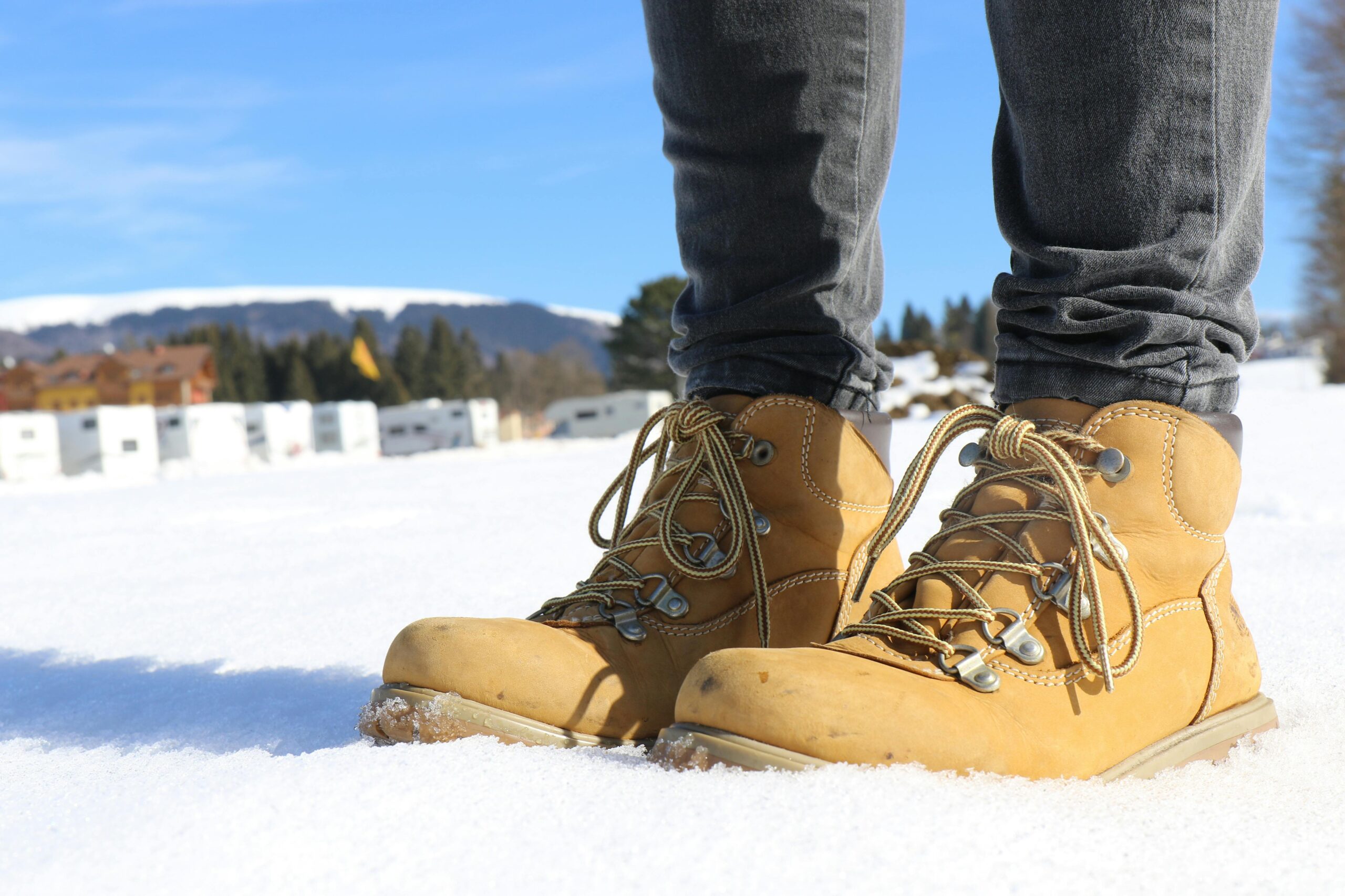Best Winter Boots Under $100 That Actually Works For The Midwest